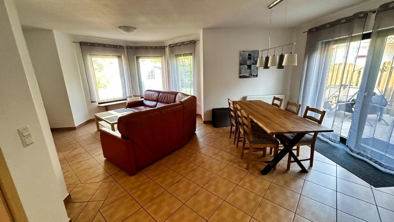 Ferienhaus Zum Findling Гёрен Экстерьер фото