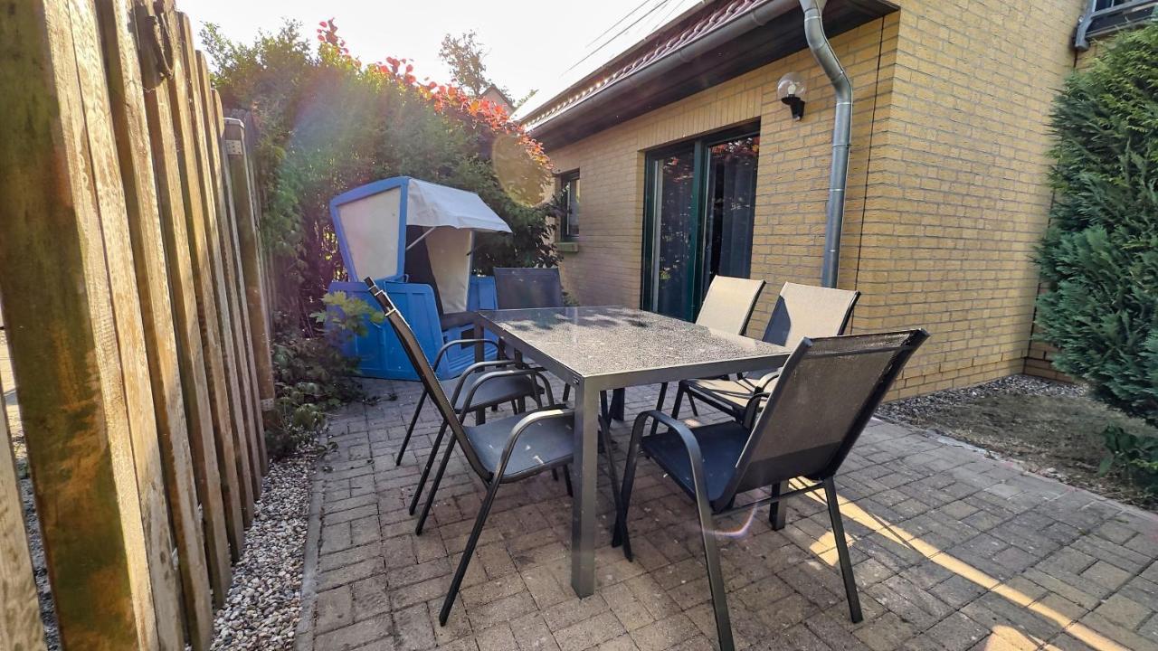 Ferienhaus Zum Findling Гёрен Экстерьер фото
